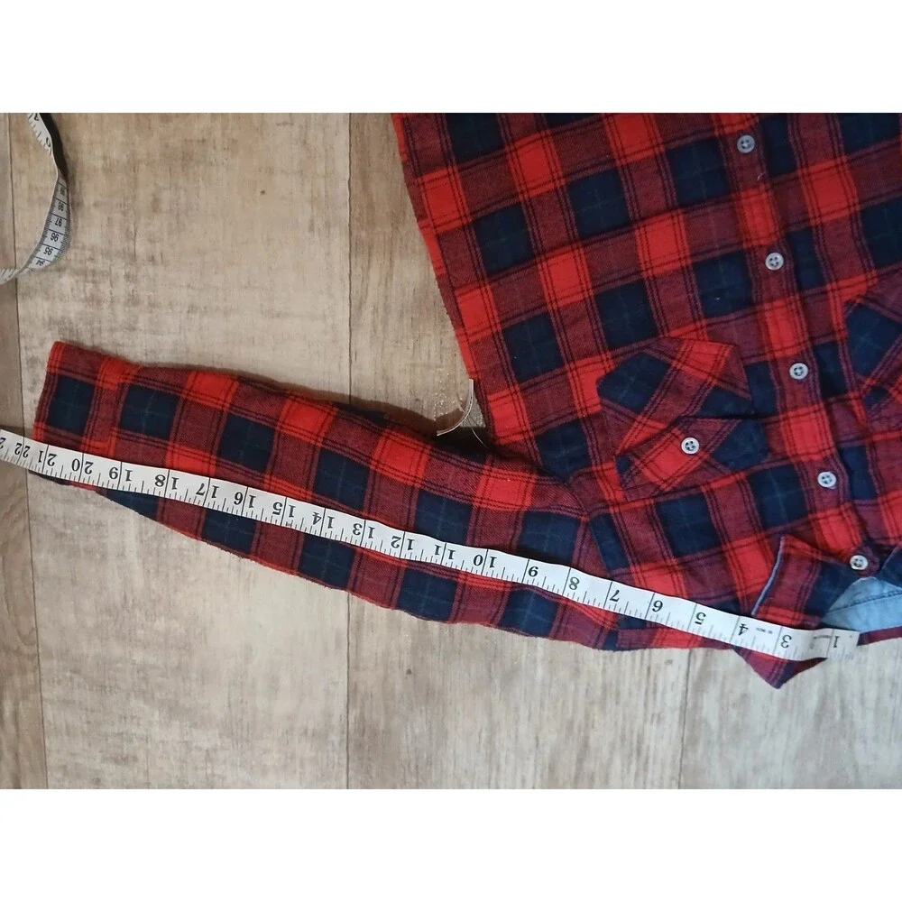 7 For All Mankind Flannel Insulated Shacket Kids Size 5 Red & Blue Plaid Pocket